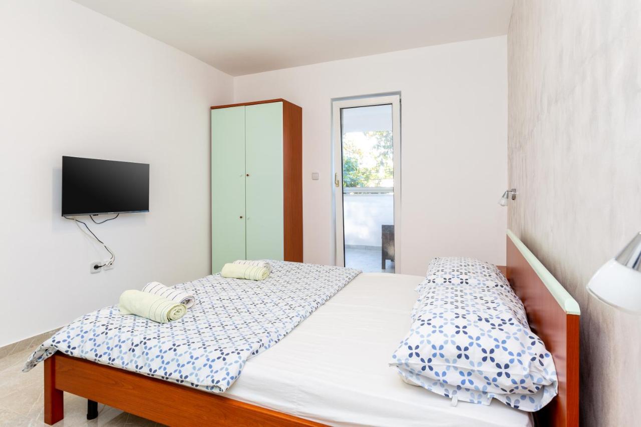 Apartments Murenc Medulin Exterior photo
