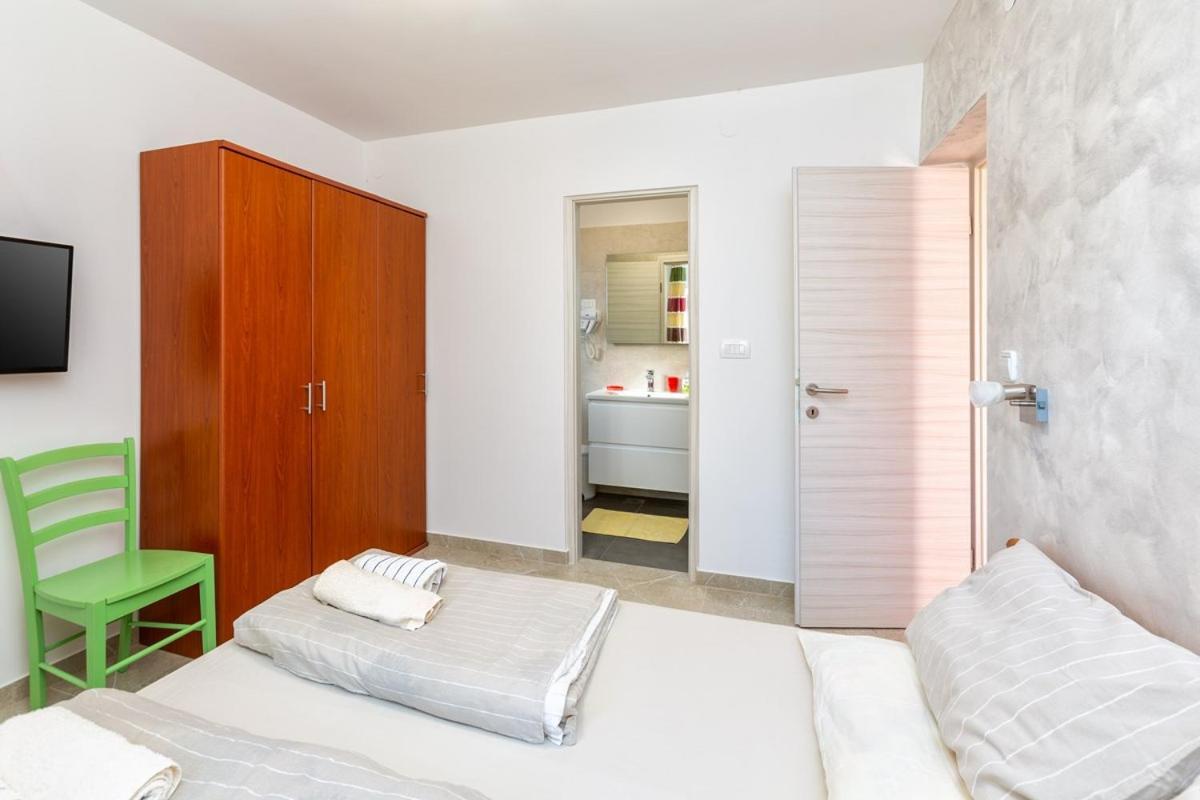 Apartments Murenc Medulin Exterior photo